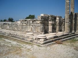 Leto Tapınağı.jpg