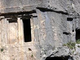 Kaya Mezarı 3.jpg Kaya Mezarı 3.jpg